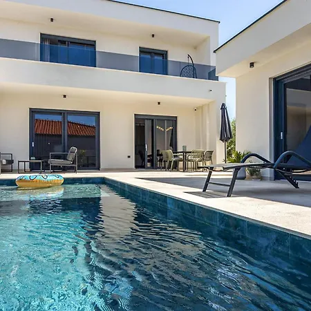 Holiday home Beautiful In