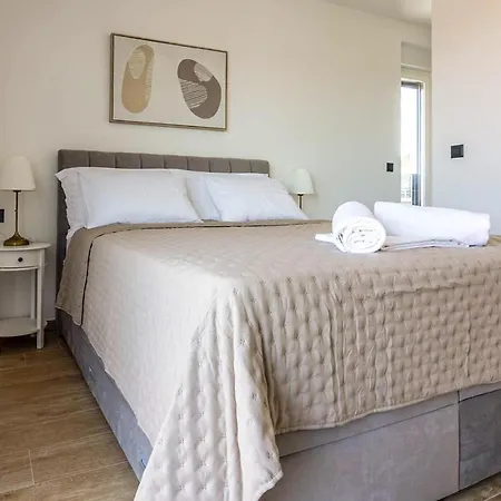 Beautiful In Holiday home